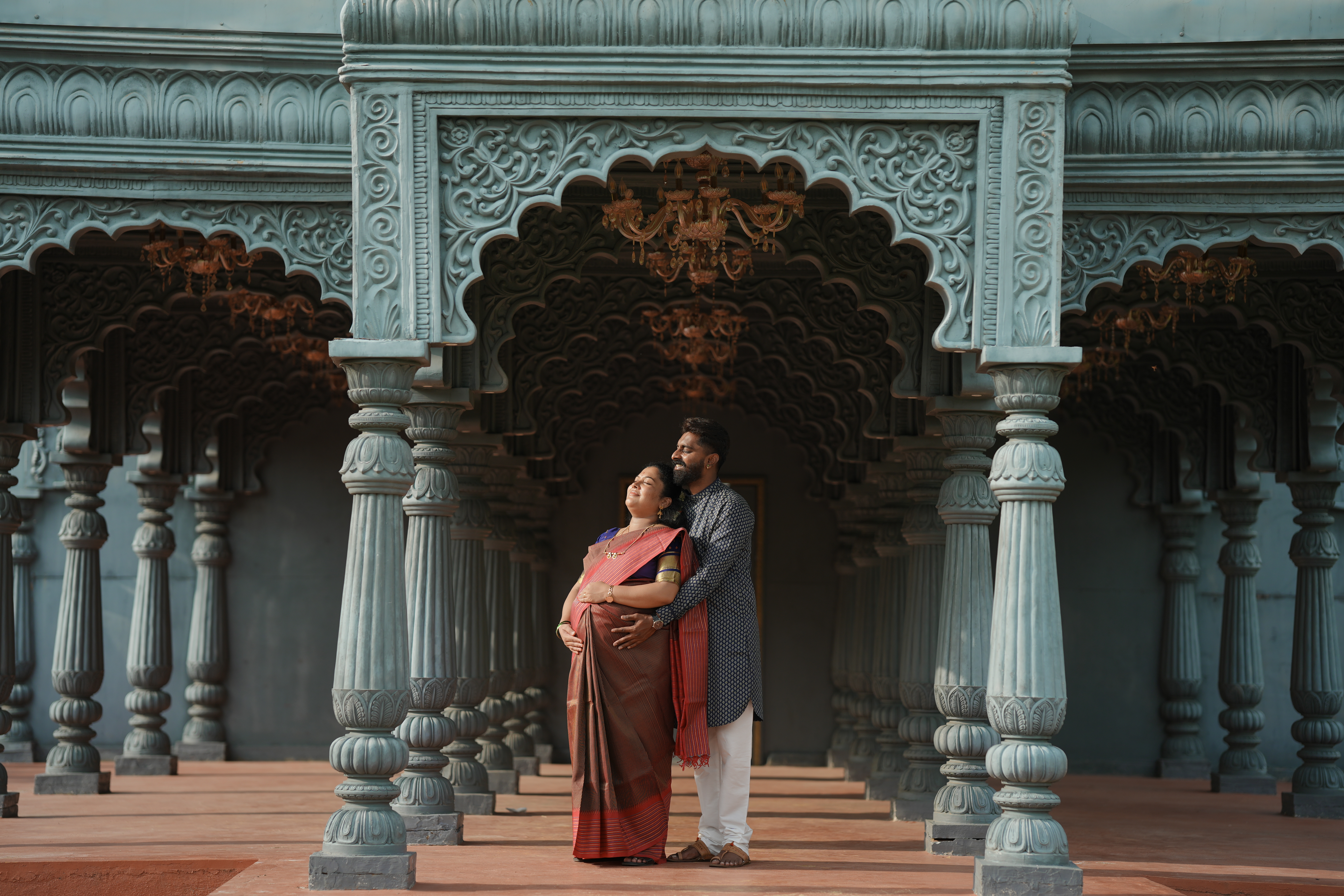 Elegant Maternity Session
